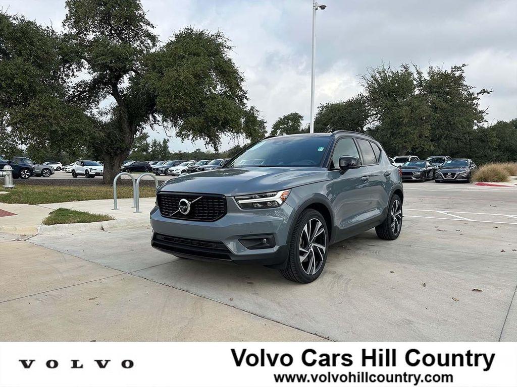 used 2021 Volvo XC40 car, priced at $27,700