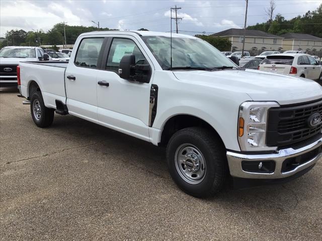 new 2025 Ford F-250 car, priced at $51,940