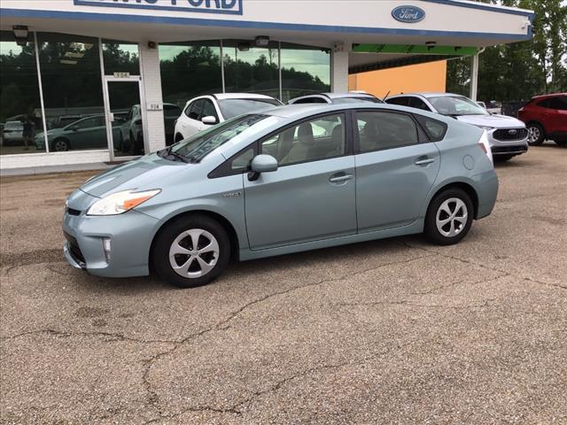 used 2015 Toyota Prius car, priced at $8,900
