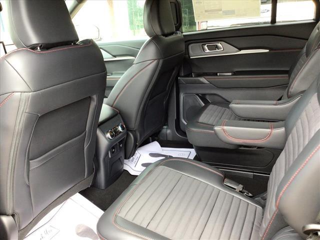 new 2025 Ford Explorer car, priced at $49,675