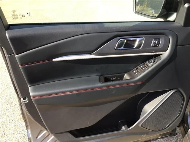 new 2025 Ford Explorer car, priced at $48,075