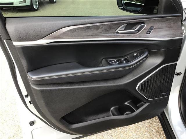 used 2021 Jeep Grand Cherokee L car, priced at $25,900