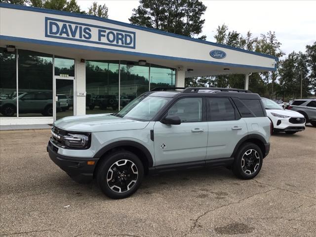 new 2024 Ford Bronco Sport car, priced at $38,215