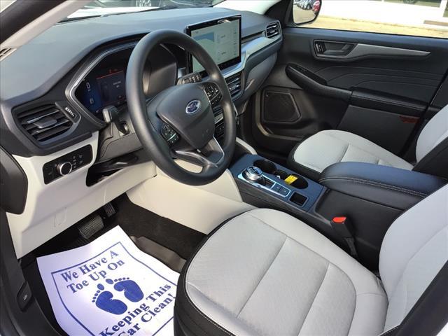 new 2025 Ford Escape car, priced at $31,295