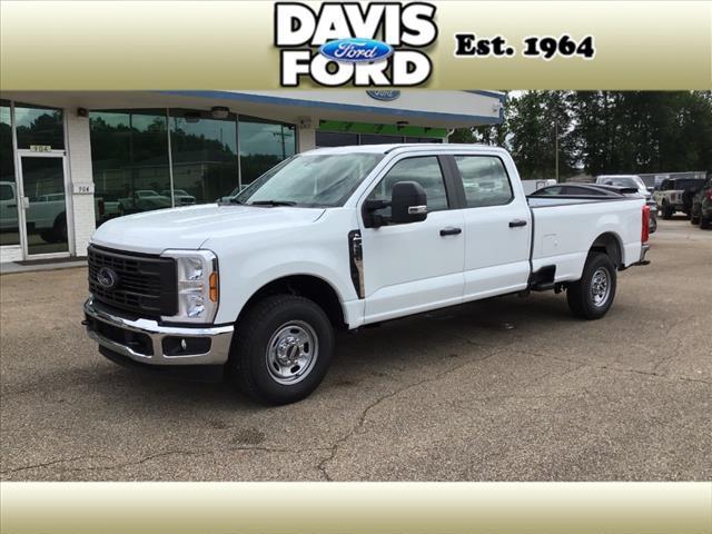 new 2025 Ford F-250 car, priced at $52,440