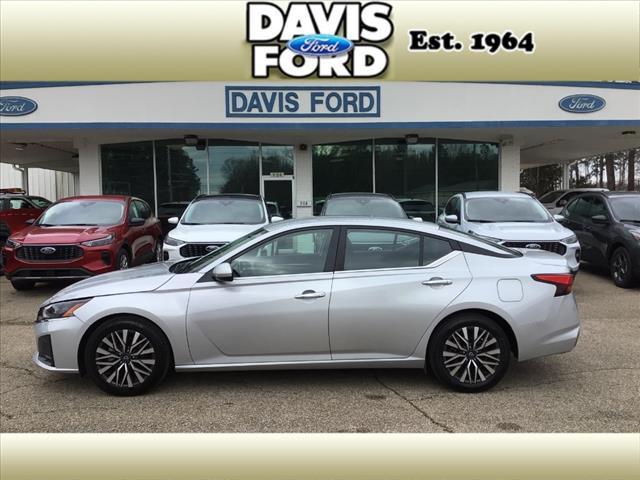 used 2023 Nissan Altima car, priced at $18,925