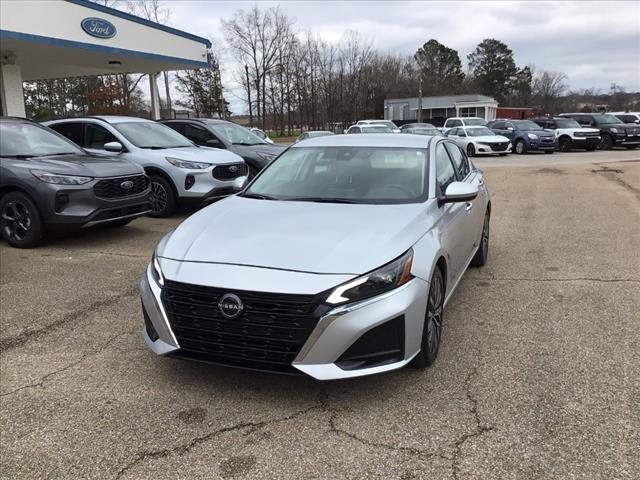 used 2023 Nissan Altima car, priced at $19,800