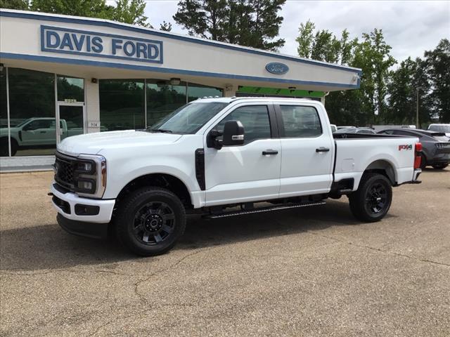 new 2025 Ford F-250 car, priced at $62,935
