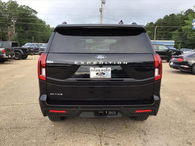 new 2025 Ford Expedition car, priced at $68,210