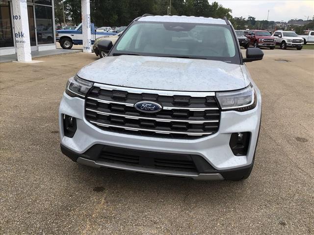 new 2025 Ford Explorer car, priced at $45,425