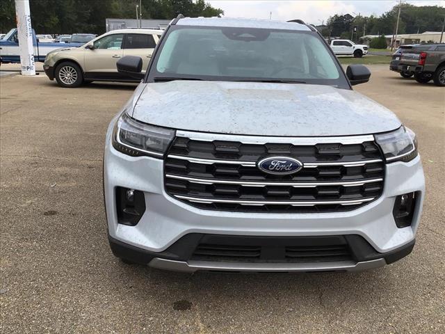 new 2025 Ford Explorer car, priced at $45,425