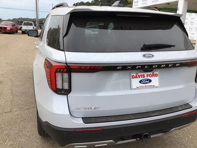 new 2025 Ford Explorer car, priced at $45,425