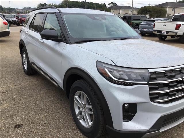 new 2025 Ford Explorer car, priced at $45,425