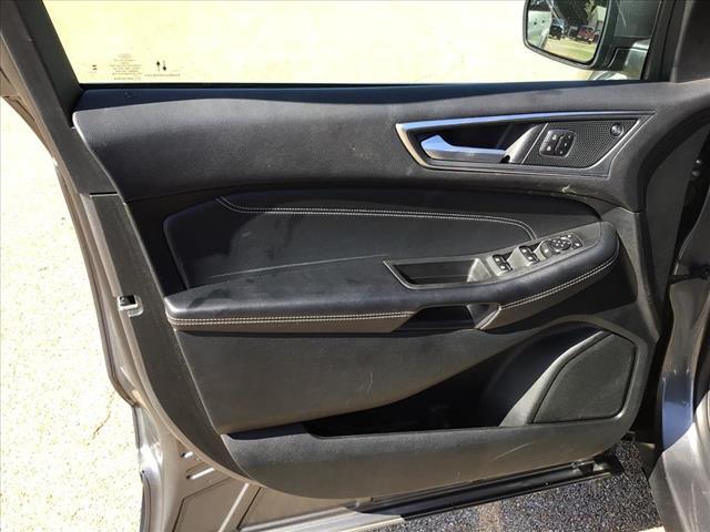 used 2024 Ford Edge car, priced at $28,900