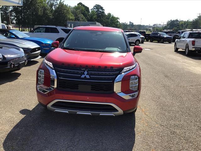 used 2024 Mitsubishi Outlander car, priced at $24,900
