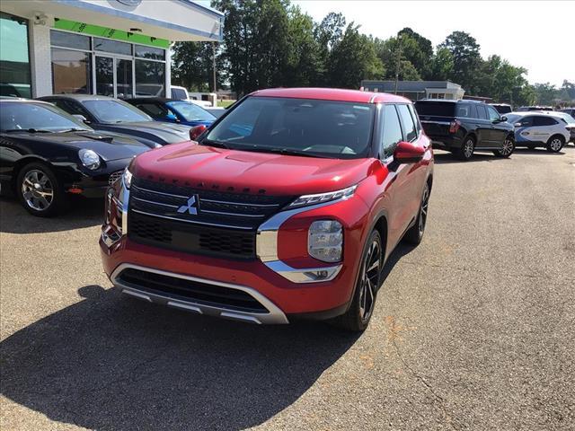 used 2024 Mitsubishi Outlander car, priced at $24,900