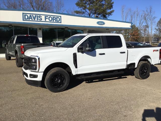 new 2024 Ford F-250 car, priced at $61,330