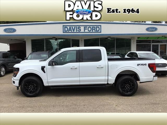 new 2025 Ford F-150 car, priced at $61,520