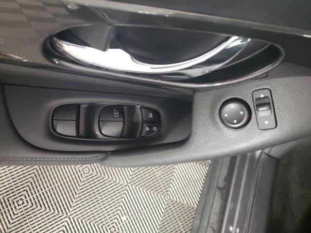 used 2018 Nissan Rogue car