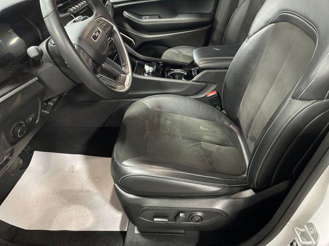 used 2022 Jeep Grand Cherokee L car, priced at $32,997
