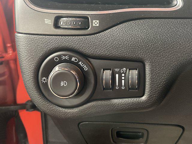 used 2021 Jeep Cherokee car, priced at $22,297