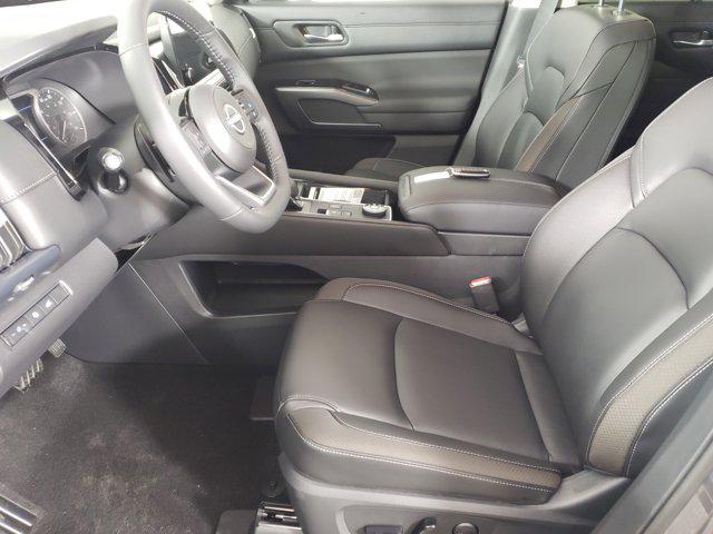 new 2025 Nissan Pathfinder car, priced at $43,989