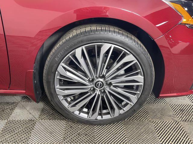 used 2023 Nissan Altima car, priced at $24,997