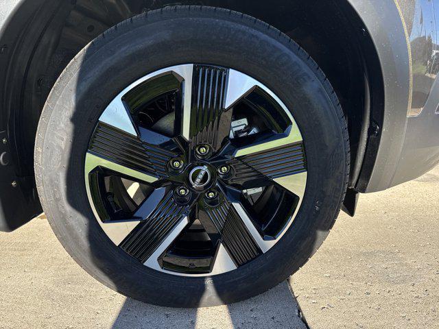 new 2026 Nissan Kicks car, priced at $27,076