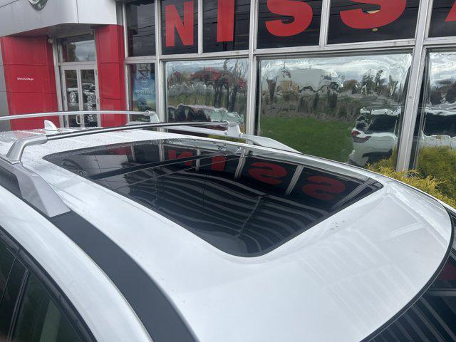 new 2025 Nissan Pathfinder car, priced at $45,530