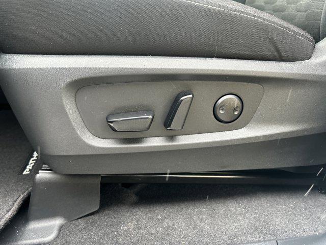 new 2025 Nissan Pathfinder car, priced at $40,209