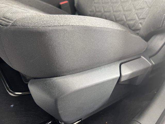 new 2025 Nissan Kicks car, priced at $27,783