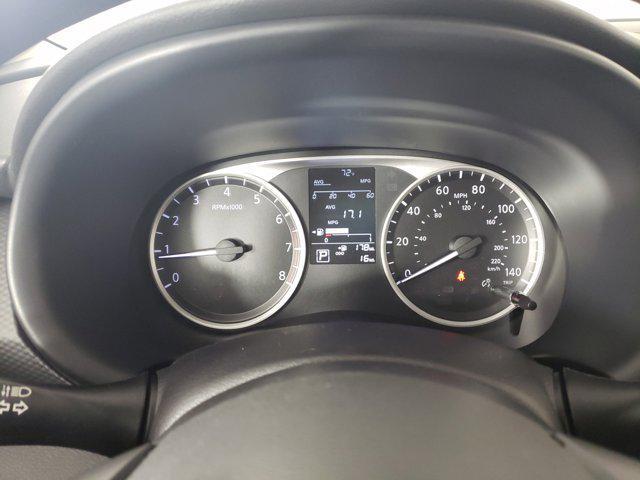 new 2025 Nissan Kicks car, priced at $22,112