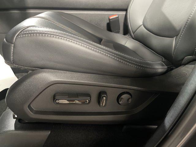 used 2025 Honda Pilot car, priced at $41,997