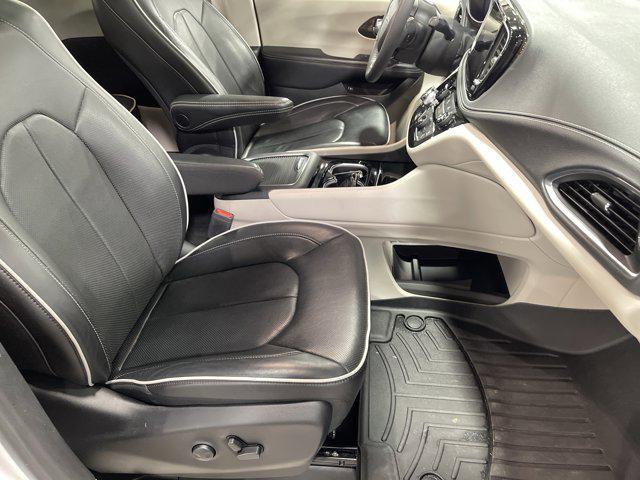 used 2023 Chrysler Pacifica Hybrid car, priced at $31,997