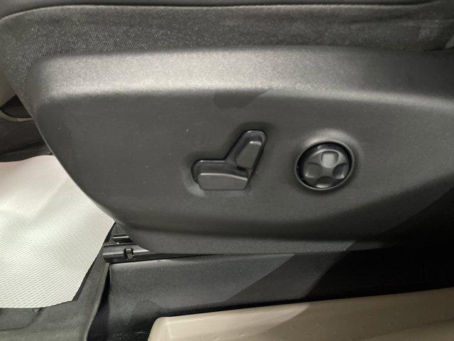 used 2023 Chrysler Pacifica Hybrid car, priced at $31,997