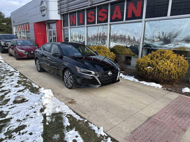 new 2025 Nissan Altima car, priced at $31,968