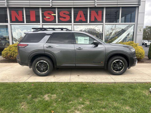 new 2025 Nissan Pathfinder car, priced at $42,269