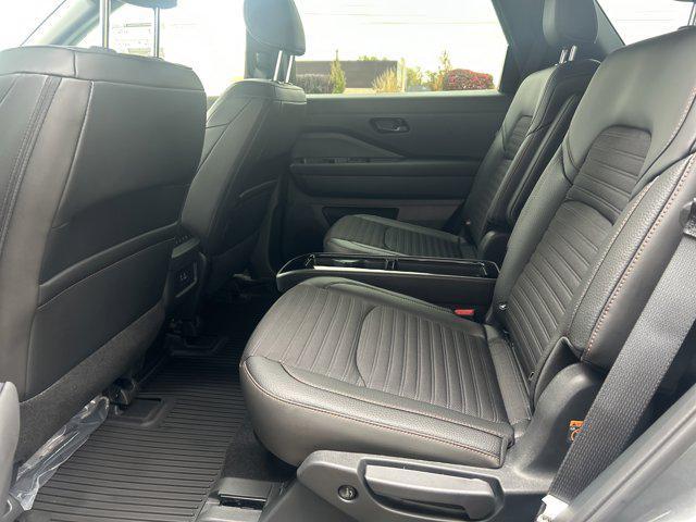 new 2025 Nissan Pathfinder car, priced at $42,269