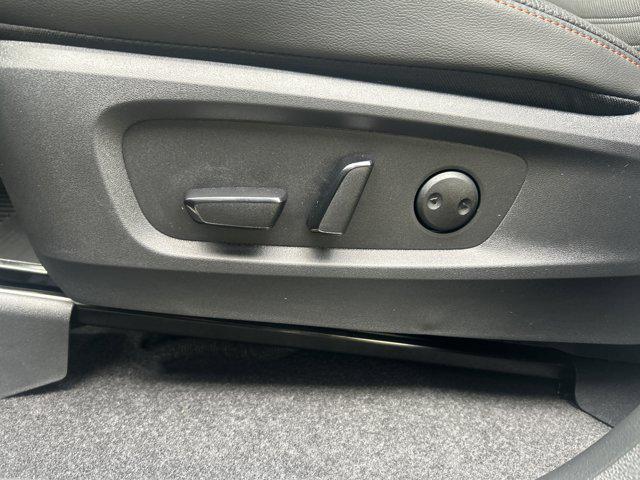 new 2025 Nissan Pathfinder car, priced at $42,269