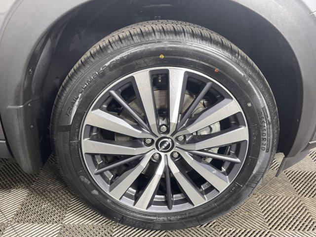 used 2022 Nissan Pathfinder car, priced at $35,497