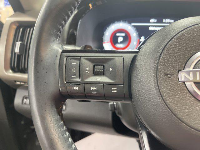 used 2022 Nissan Pathfinder car, priced at $35,497