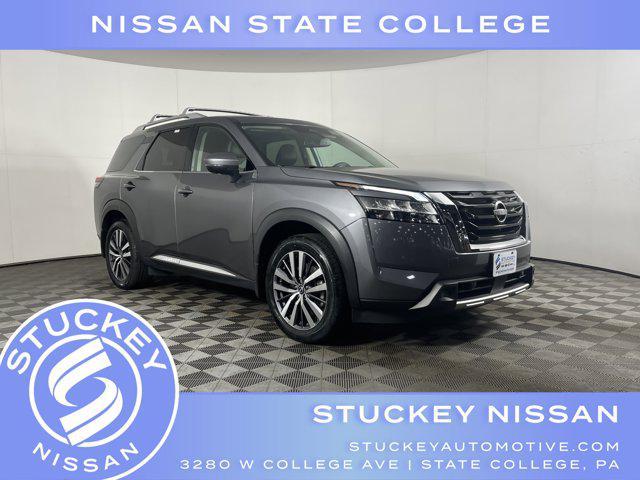 used 2022 Nissan Pathfinder car, priced at $35,997