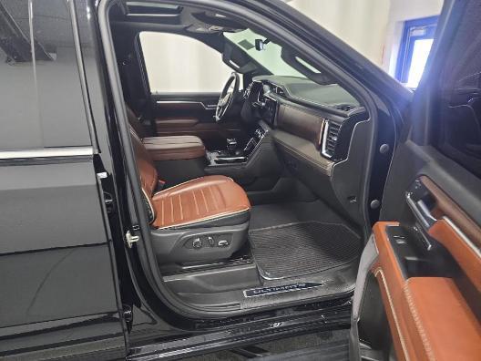 used 2023 GMC Sierra 1500 car, priced at $58,888