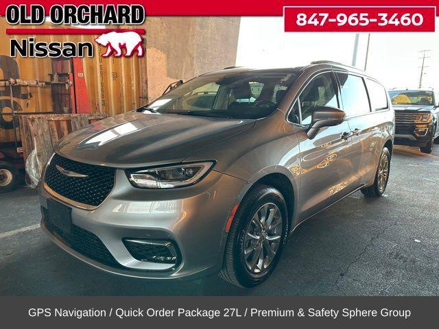 used 2021 Chrysler Pacifica car, priced at $28,972