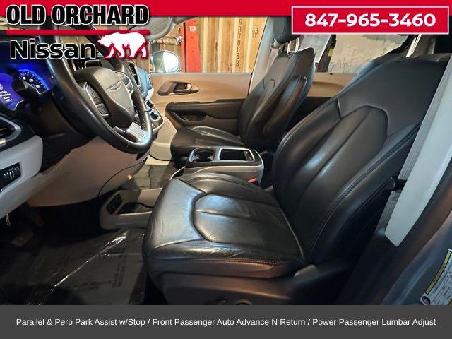 used 2021 Chrysler Pacifica car, priced at $28,972