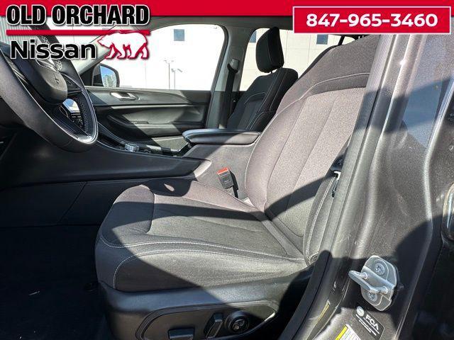 used 2023 Jeep Grand Cherokee L car, priced at $26,372