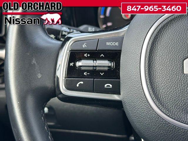 used 2023 Kia Sorento Hybrid car, priced at $25,222