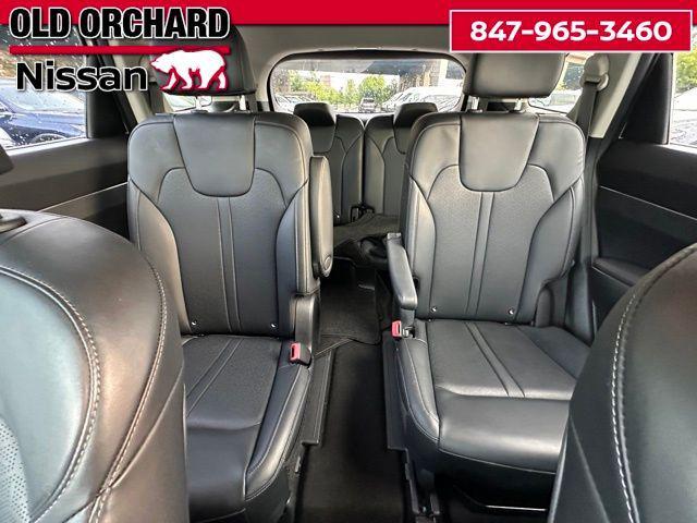 used 2023 Kia Sorento Hybrid car, priced at $25,222