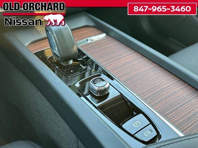 used 2023 Volvo XC60 car, priced at $40,472