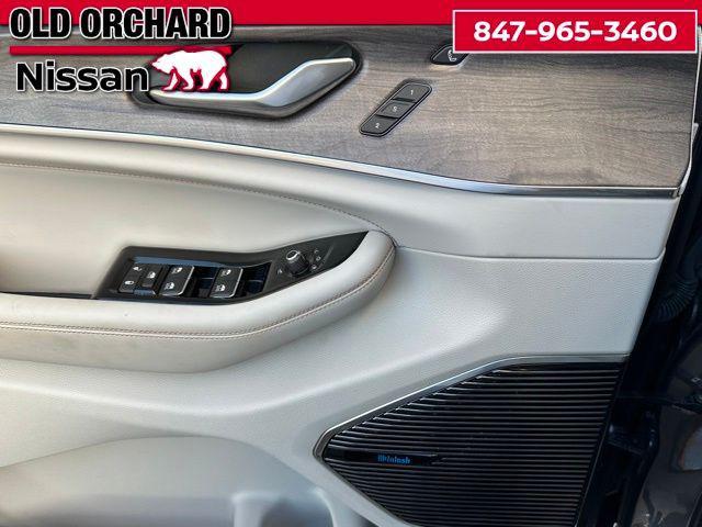 used 2022 Jeep Grand Cherokee car, priced at $31,360